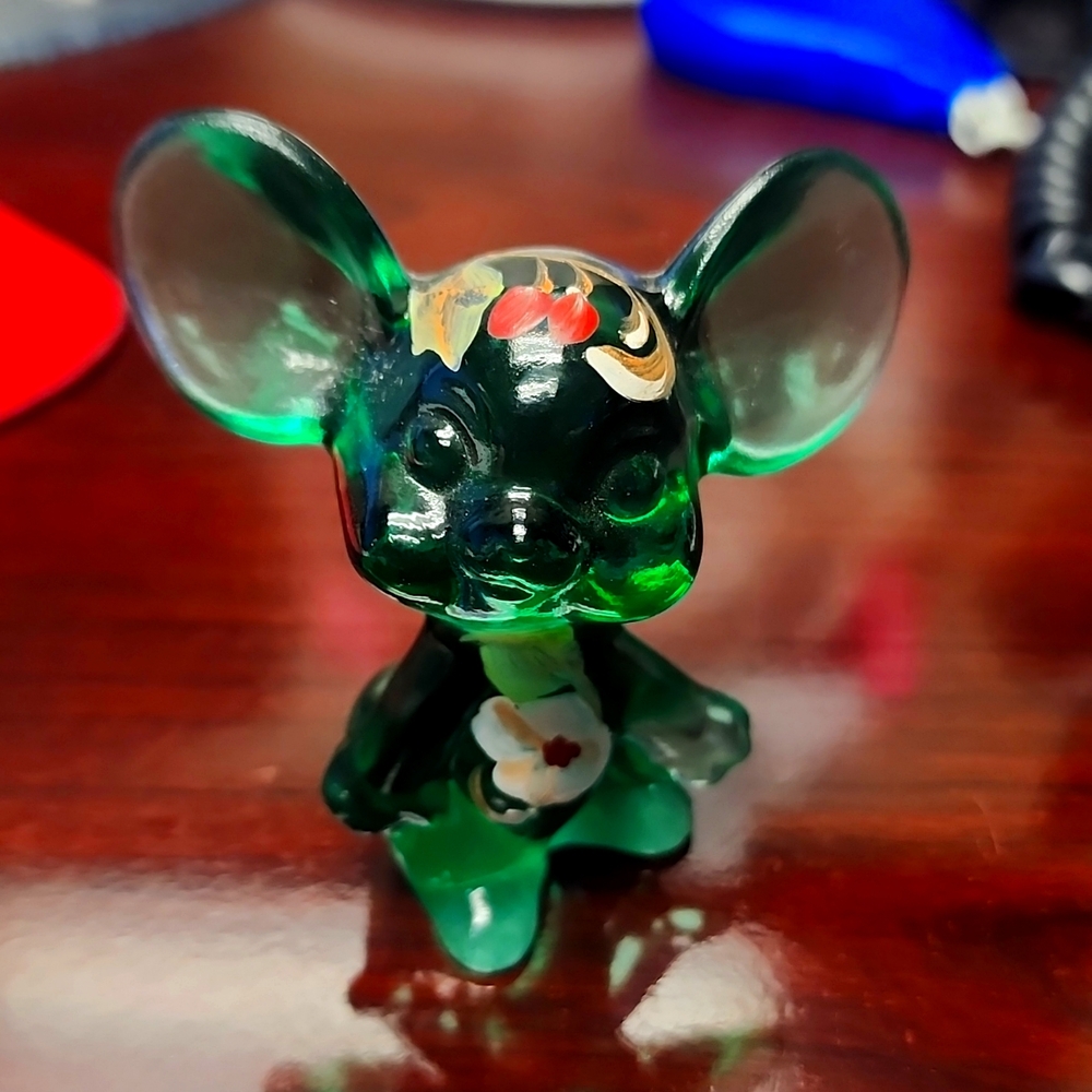 Vintage Fenton Green Glass Mouse signed